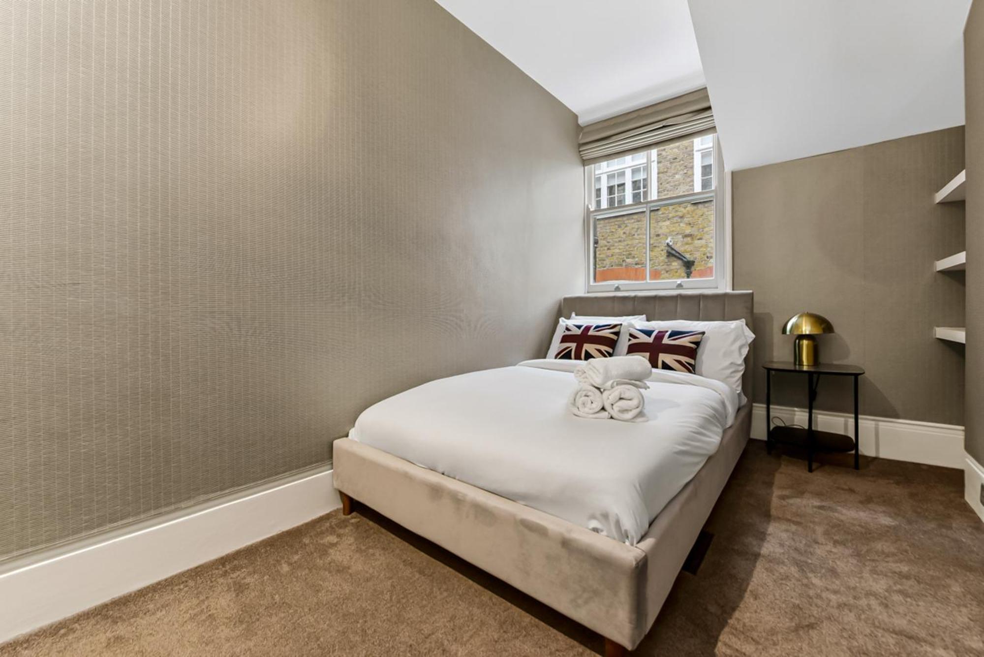 Mayfair With Private Terrace- 2 Bed Apartamento Londres